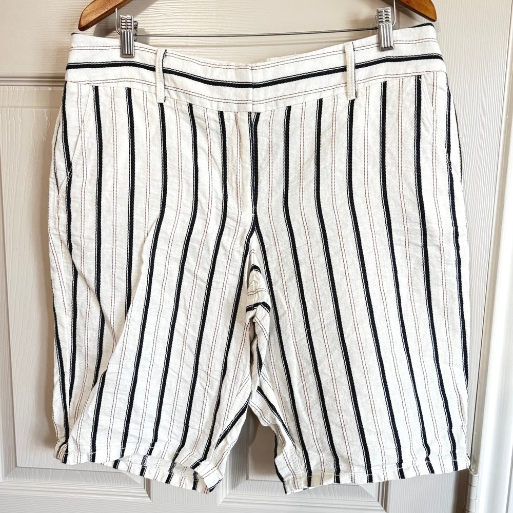 Ann Taylor LOFT Striped Linen Blend Shorts Bermuda Size 12 Womens Coastal Beach